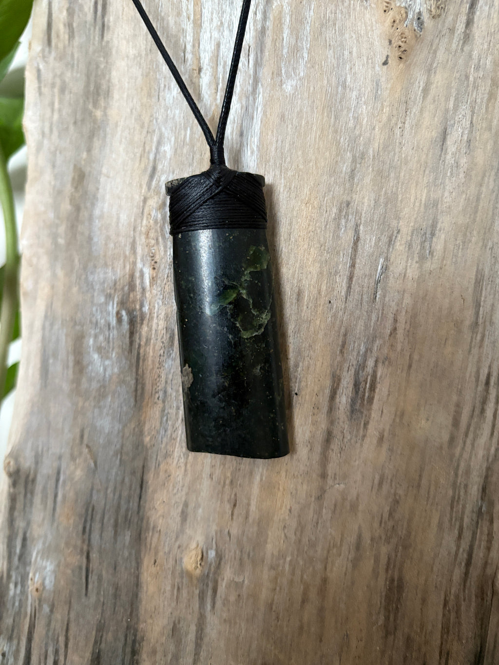 Classic Dark Pounamu Toki - Large